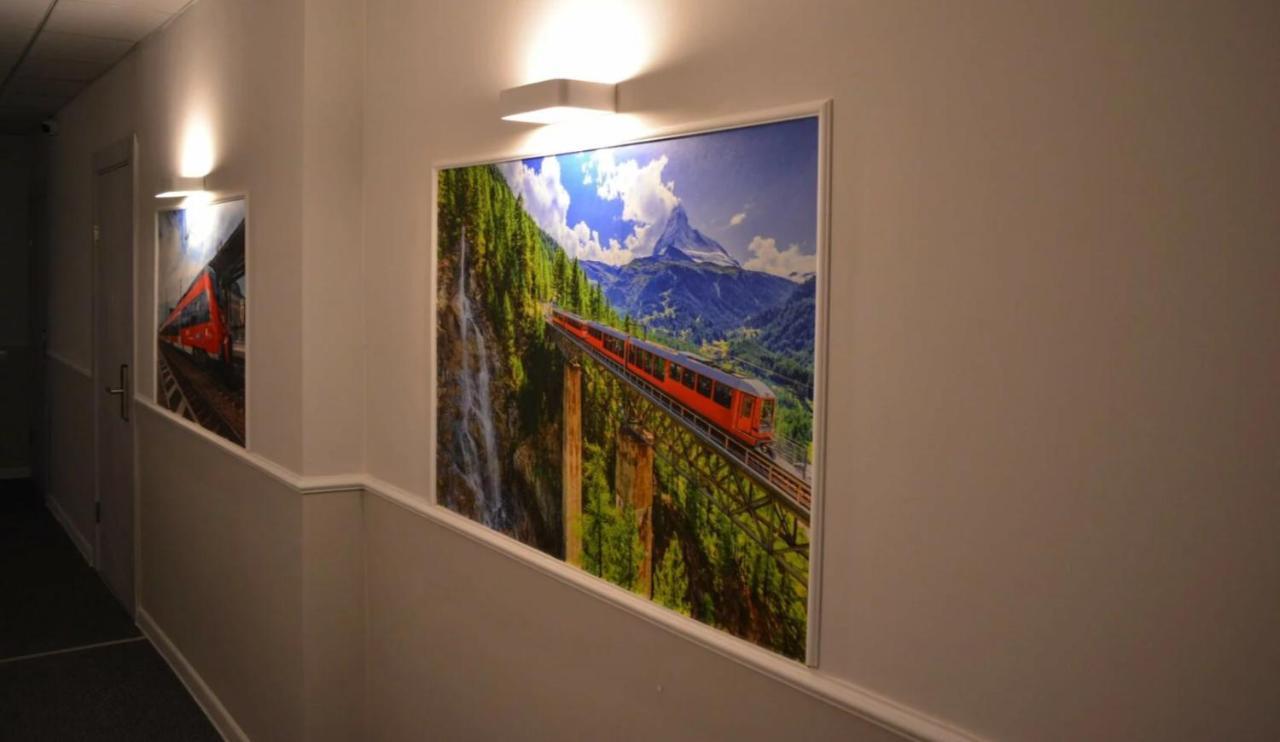 Railway Hotel Almati Kültér fotó